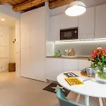 Design A Porta Venezia - Le Di Daniela * Milão
